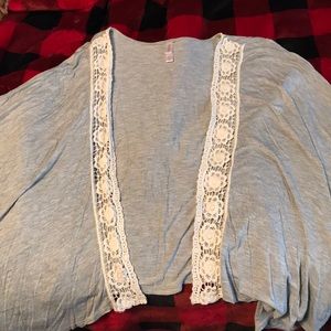 Flowy short sleeved cardigan